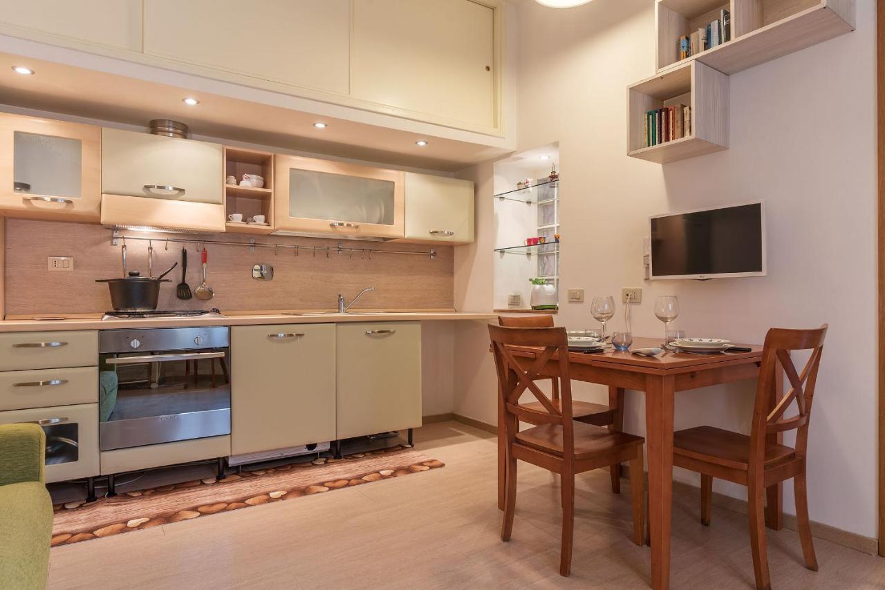 רומא Coronari Central Apartment מראה חיצוני תמונה